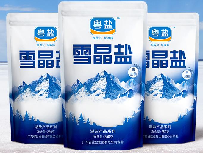 小袋食鹽包裝機(jī)樣品
